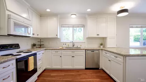 978 Coventry Ln, Fairfield, CA 94533 photo 9