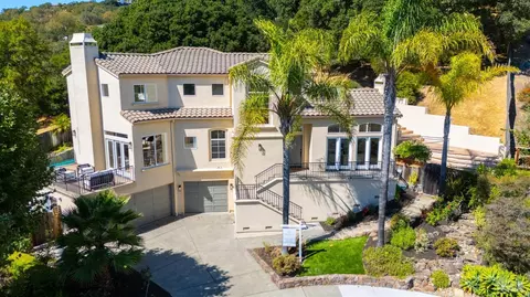 50 Vincent Ln, Novato, CA 94945