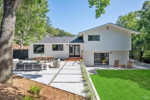 7 Ninestone Ct, San Rafael, CA 94903