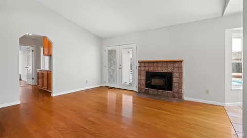 906 W Starburst Ct, Windsor, CA 95492 photo 9