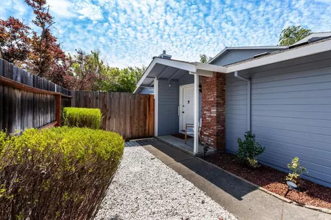 1768 Stuart Ct, Benicia, CA 94510 photo 5