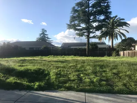 527 Hopkins St, El Verano, CA 95433