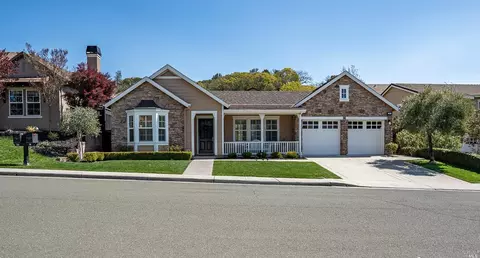 18 Turner Dr, Novato, CA 94949