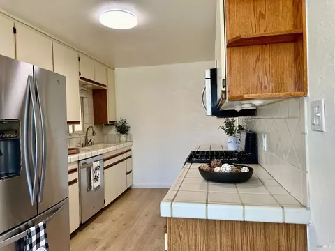 412 Mark Ave, Vallejo, CA 94589 photo 9