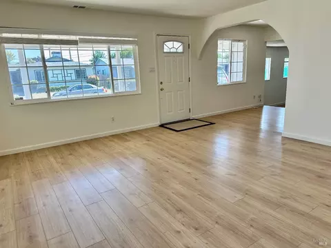 412 Mark Ave, Vallejo, CA 94589 photo 4
