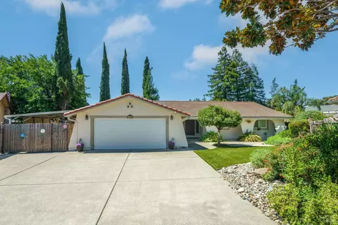 2155 Pomona Pl, Fairfield, CA 94534