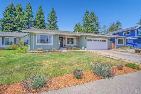 1260 Holly Ave, Rohnert Park, CA 94928