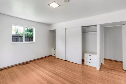 818 4th St E, Sonoma, CA 95476 photo 24