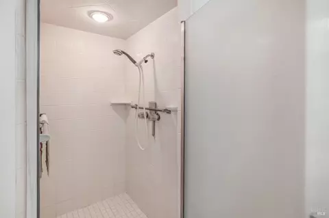 818 4th St E, Sonoma, CA 95476 photo 23