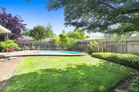 818 4th St E, Sonoma, CA 95476 photo 29
