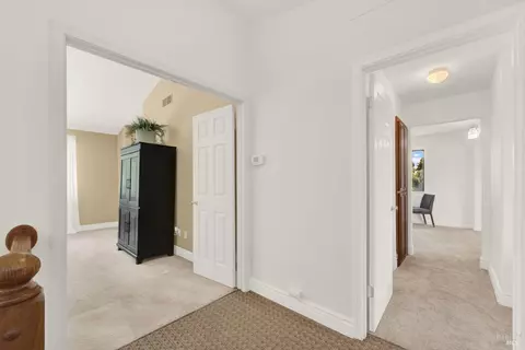 Entry Way - 1007 Cobblestone Ct, Vacaville, CA 95687 photo 9 of 11