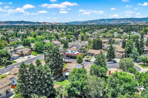 View/Area - 1007 Cobblestone Ct, Vacaville, CA 95687 photo 5 of 8