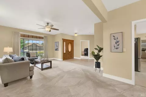 Living - 1007 Cobblestone Ct, Vacaville, CA 95687 photo 2 of 7