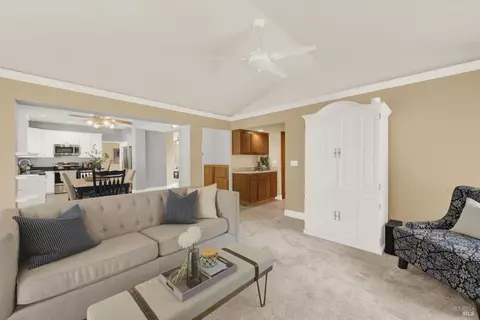 Living - 1007 Cobblestone Ct, Vacaville, CA 95687 photo 5 of 7