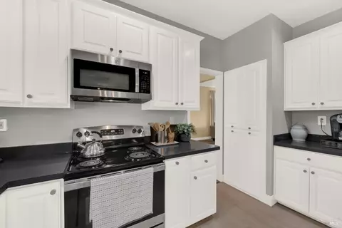 Kitchen - 1007 Cobblestone Ct, Vacaville, CA 95687 photo 5 of 5