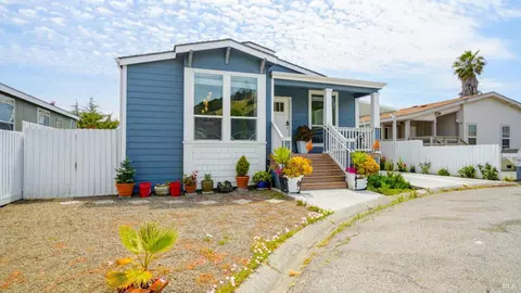 247 Teton Ct, San Rafael, CA 94903