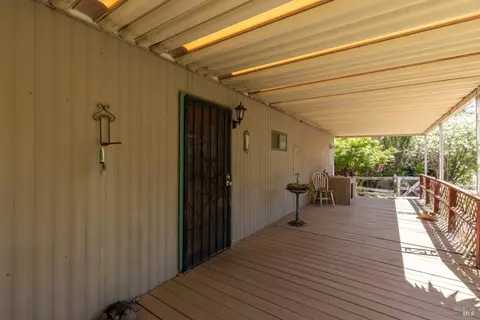 80 Hiatt Rd, Cloverdale, CA 95425 photo 5