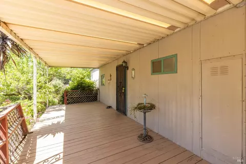 80 Hiatt Rd, Cloverdale, CA 95425 photo 4