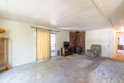 80 Hiatt Rd, Cloverdale, CA 95425 photo 6