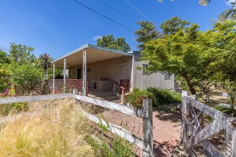 80 Hiatt Rd, Cloverdale, CA 95425 photo 3