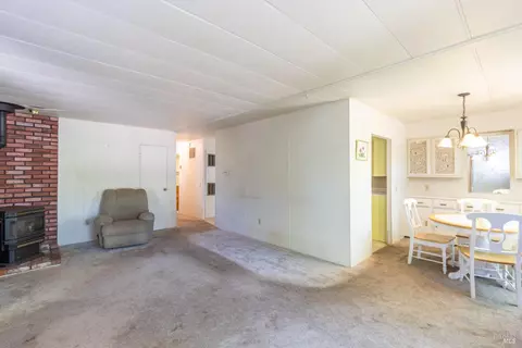 80 Hiatt Rd, Cloverdale, CA 95425 photo 8