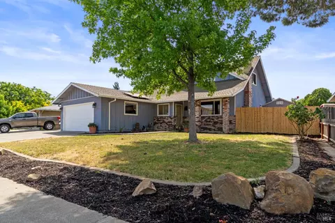 157 Kearney Way, Vacaville, CA 95687