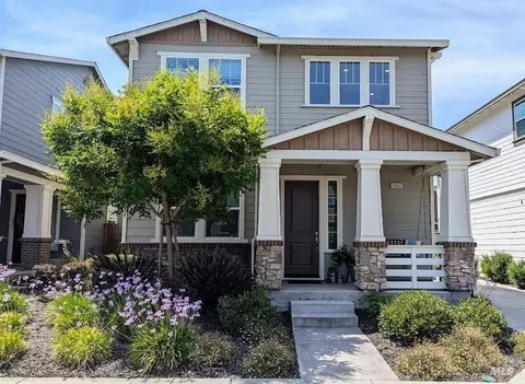 1637 Wildflower Way, Rohnert Park, CA 94928