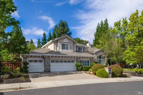 137 Victoria Pl, Danville, CA 94506