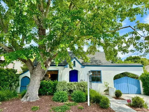 2040 Pine St, Napa, CA 94559