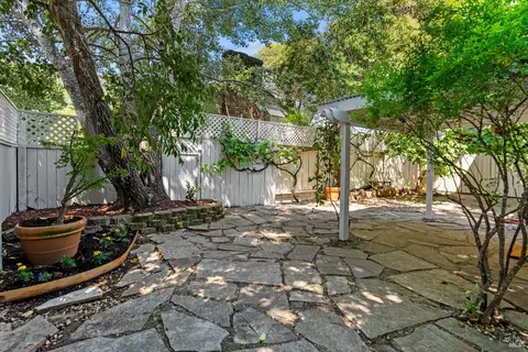 131 Calvert Ct, Ukiah, CA 95482 photo 21