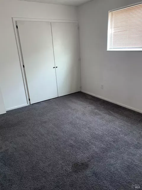148 Leonard St, Vallejo, CA 94589 photo 4