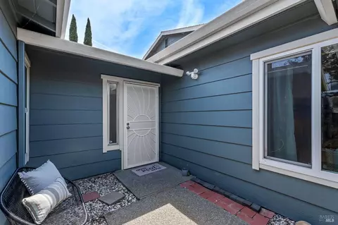 2978 Sunbird Dr, Fairfield, CA 94533 photo 5