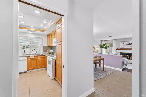2978 Sunbird Dr, Fairfield, CA 94533 photo 7