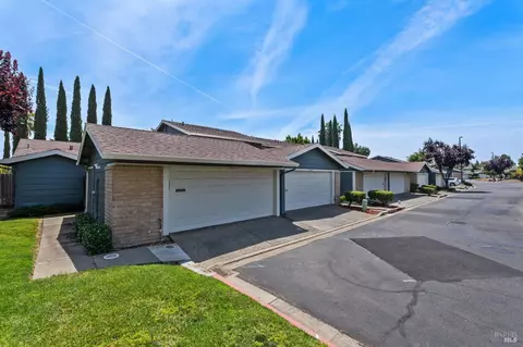2978 Sunbird Dr, Fairfield, CA 94533 photo 2