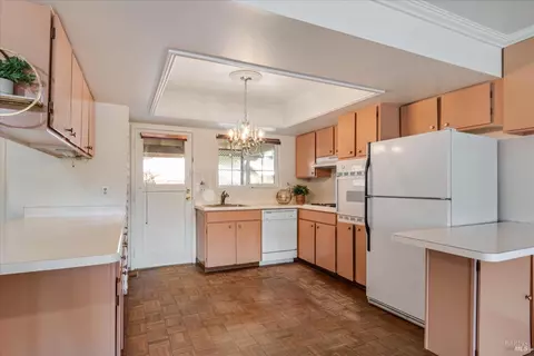 2040 Barbour Dr, Fairfield, CA 94534 photo 8