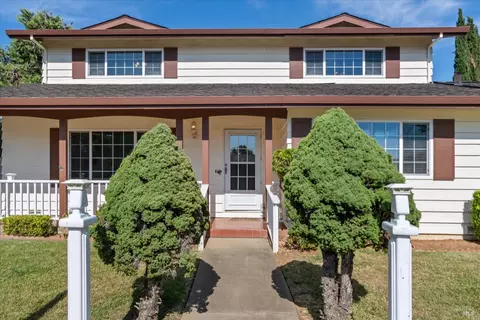 2040 Barbour Dr, Fairfield, CA 94534 photo 2