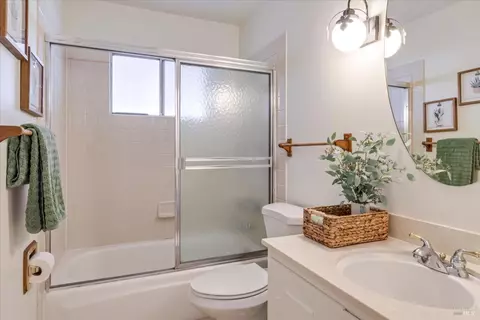 2040 Barbour Dr, Fairfield, CA 94534 photo 13