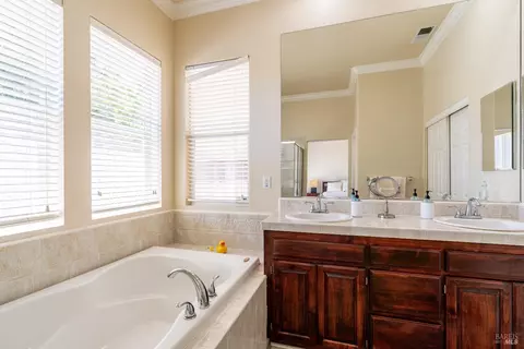 1168 Mitchell Ln, Windsor, CA 95492 photo 32