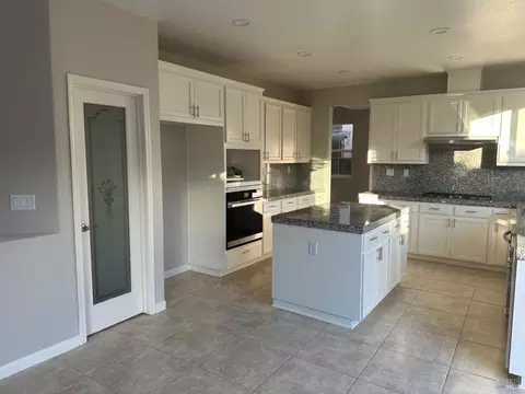 5115 Duren Cir, Fairfield, CA 94533 photo 12