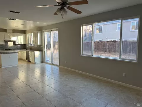 5115 Duren Cir, Fairfield, CA 94533 photo 11