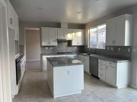 5115 Duren Cir, Fairfield, CA 94533 photo 16