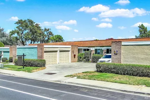 654 Yellowstone Dr, Vacaville, CA 95687