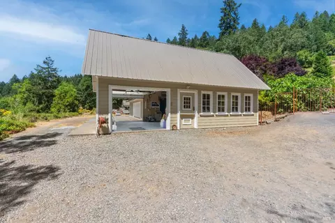 Undisclosed, Willits, CA 95490 photo 40