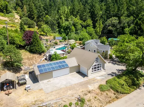 Undisclosed, Willits, CA 95490 photo 43