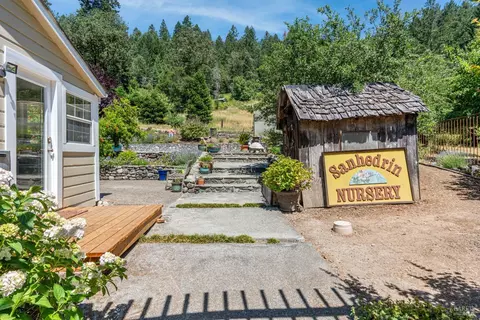 Undisclosed, Willits, CA 95490 photo 37