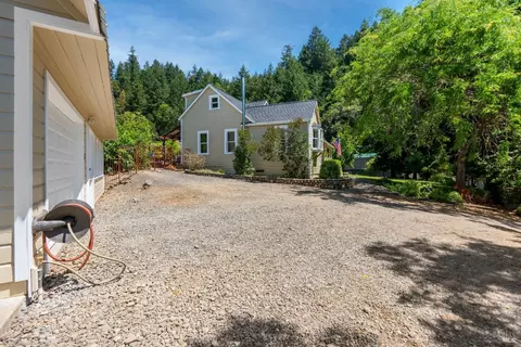 Undisclosed, Willits, CA 95490 photo 42