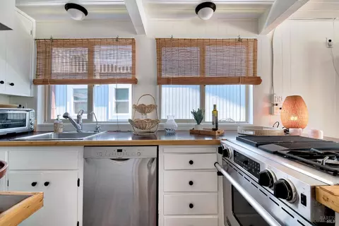 19 E Pier, Sausalito, CA 94965 photo 17
