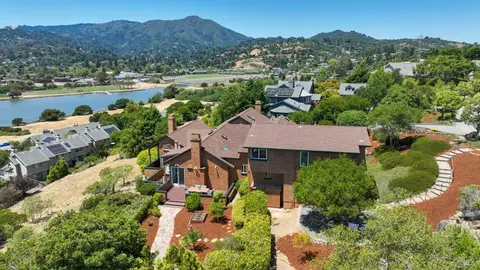 30 Jacklyn Ter, Mill Valley, CA 94941 photo 4