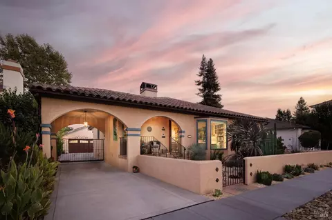 2024 Montecito Ave, Santa Rosa, CA 95404