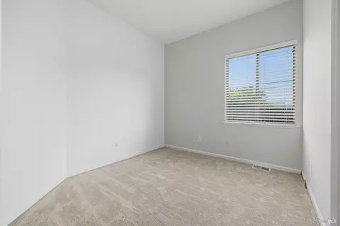 325 Alpine St, Vacaville, CA 95688 photo 25